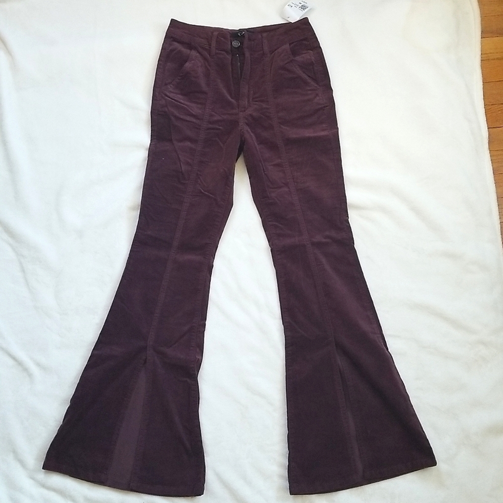 NWT maroon flare pants. Size medium from Forever 21.
